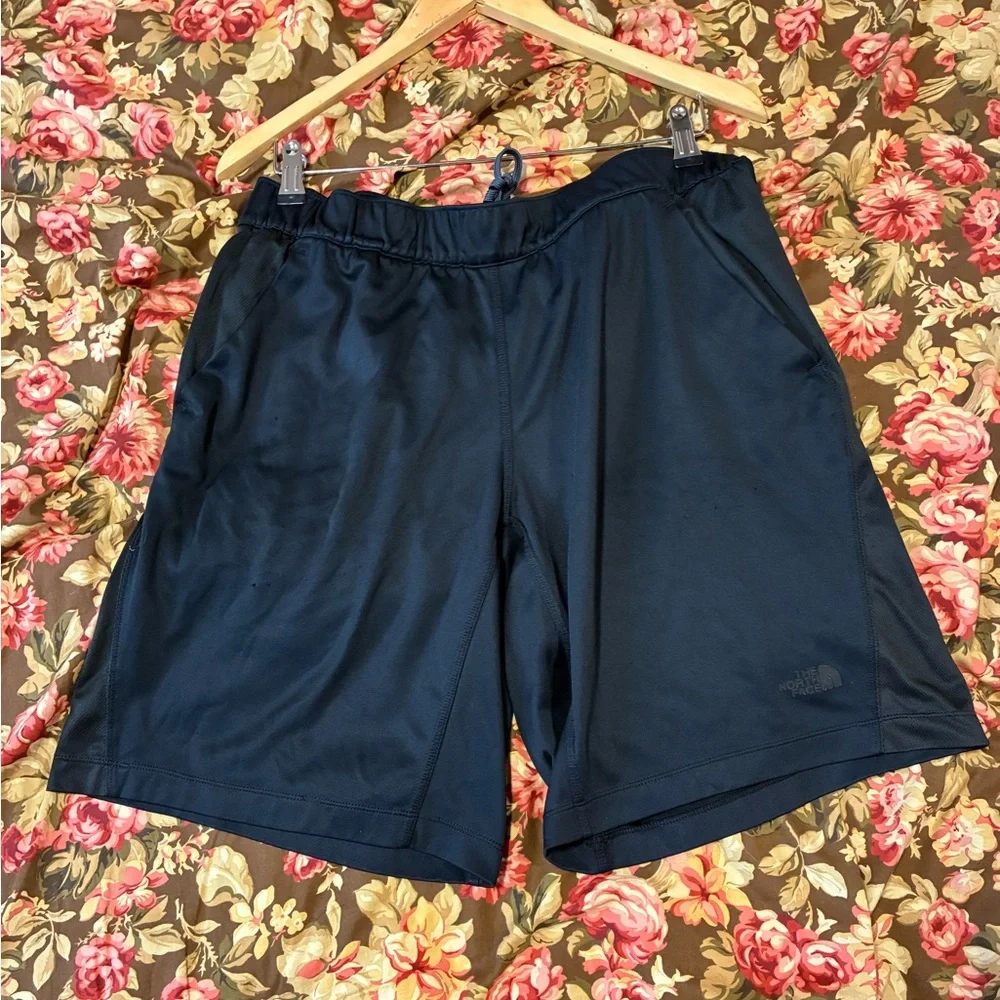 The North Face Mens Black‎ Drawstring Gym/Running Shorts Size M/Large